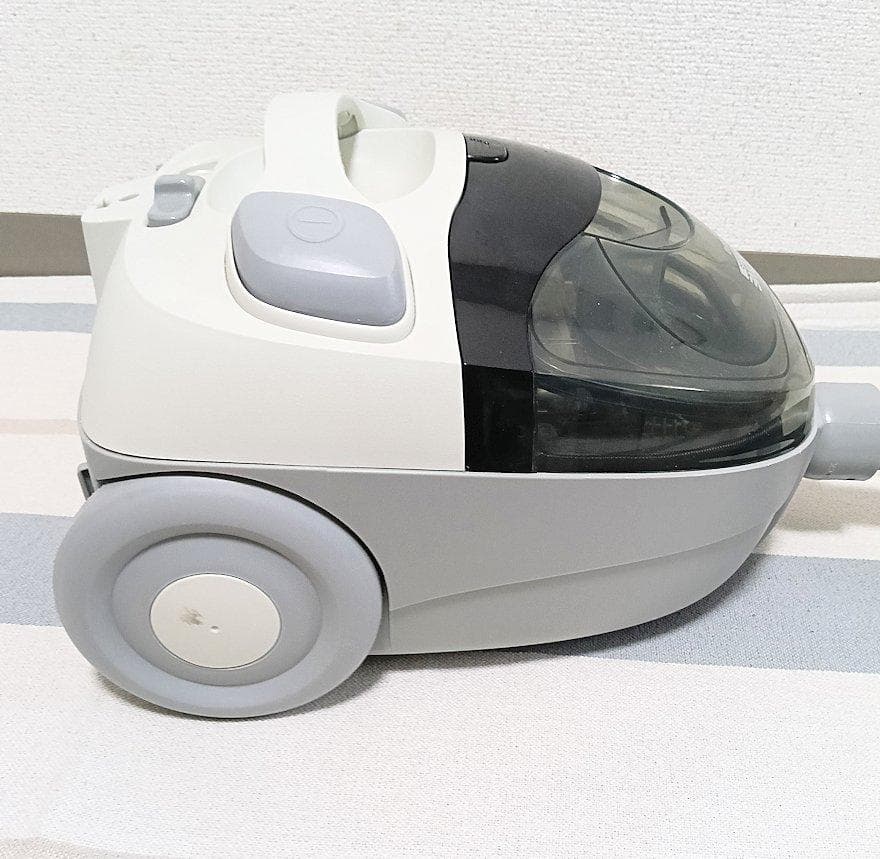 送料無料　2021年製　TWINBIRD　サイクロン掃除機　紙パック使用不要