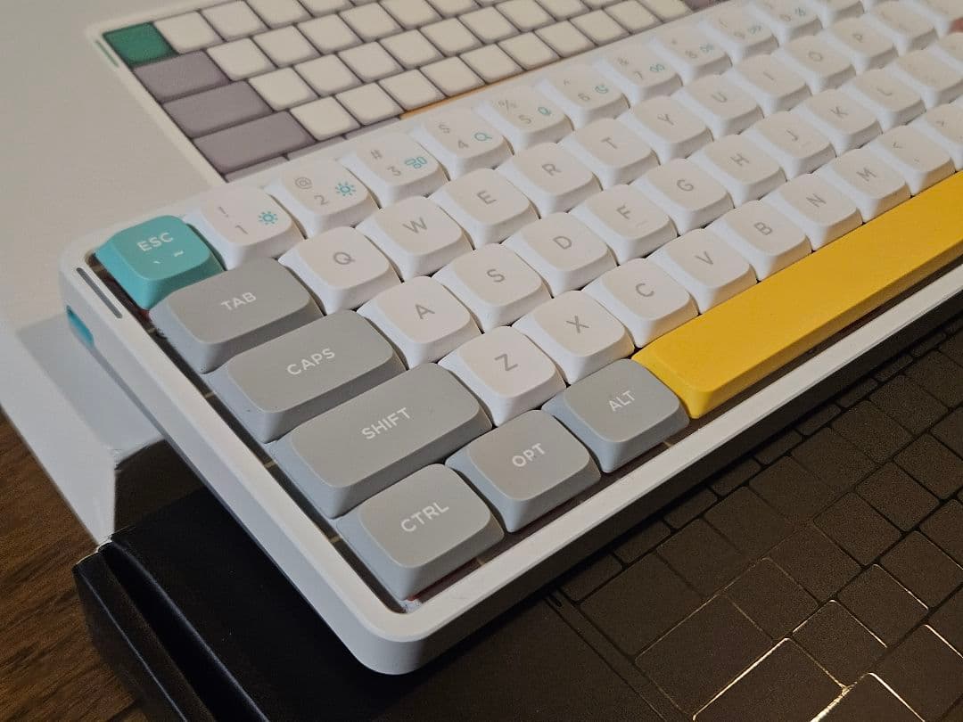 NuPhy Air60 V2 Cowberry 本体+純正ケース
