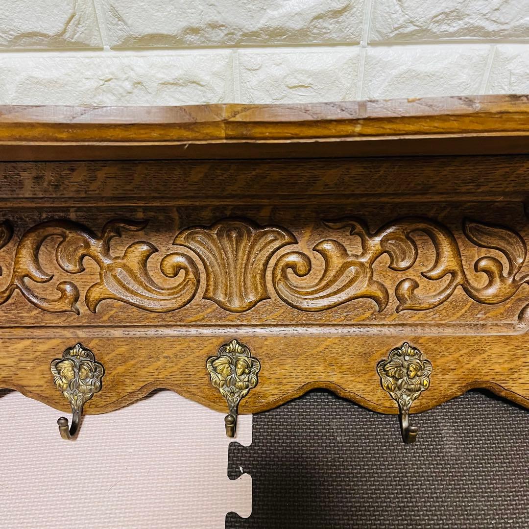 フランスアンティーク　壁付け家具　彫り　ウォールハンガー