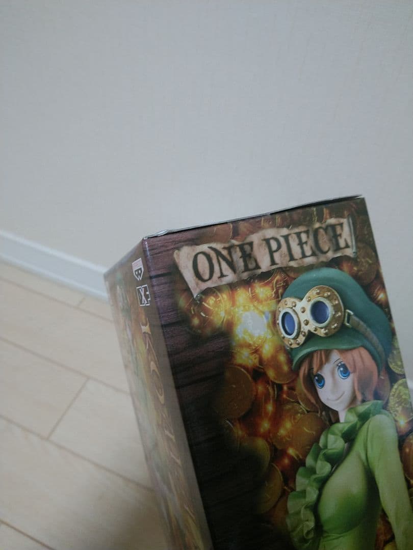 ワンピース　コアラ　フィギュア　フィルムゴールド