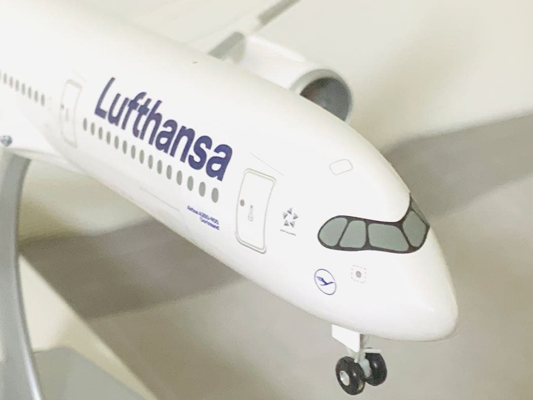 ケンです‼️１／２００Lufthansa 航空A350-900 完成品モデル