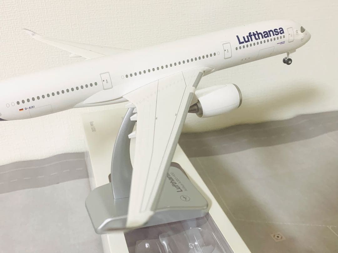 ケンです‼️１／２００Lufthansa 航空A350-900 完成品モデル