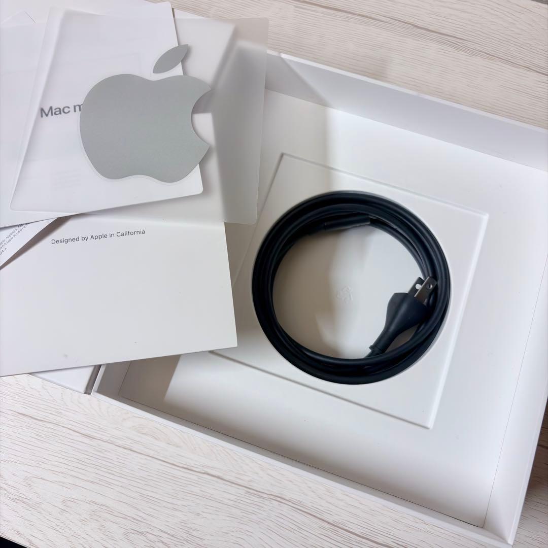 【極美品】Mac mini (M2, 2023) 8GB 256GB