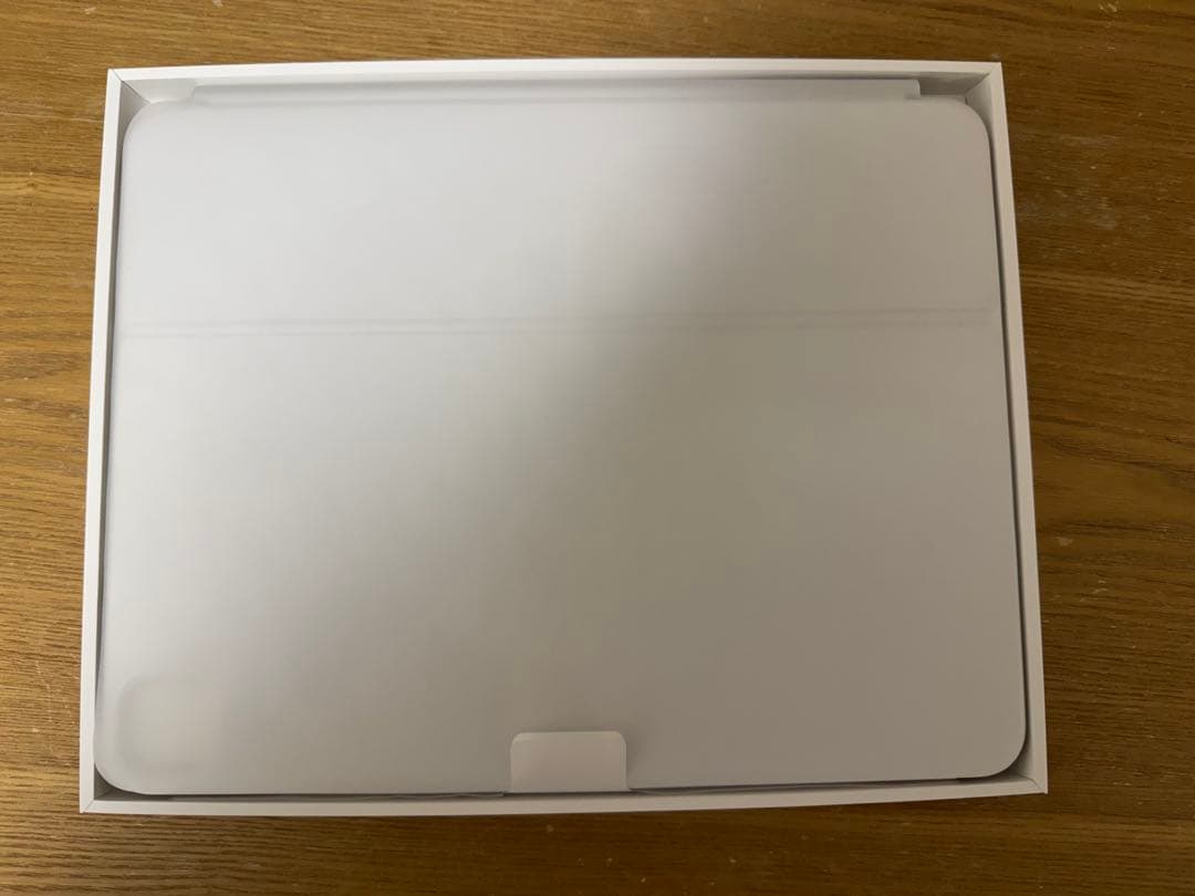 【美品】Magic Keyboard 13インチ（M4/M5）US配列-ホワイト