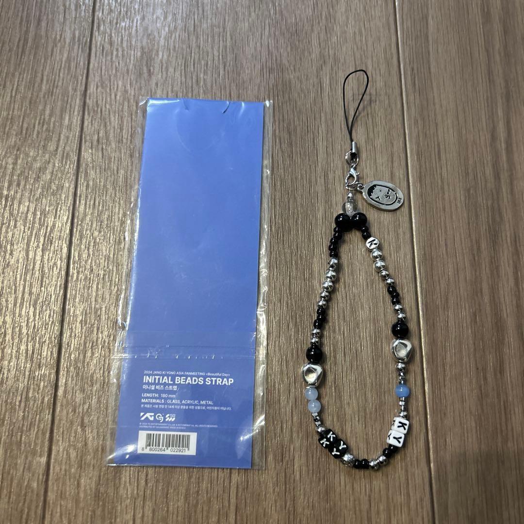 チャンギヨン　ファンミ　イニシャルビーズストラップ　チャン・ギヨン