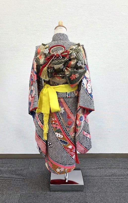 七五三　7歳　120cm　黒　しぼり柄　ポリエステル　髪飾り