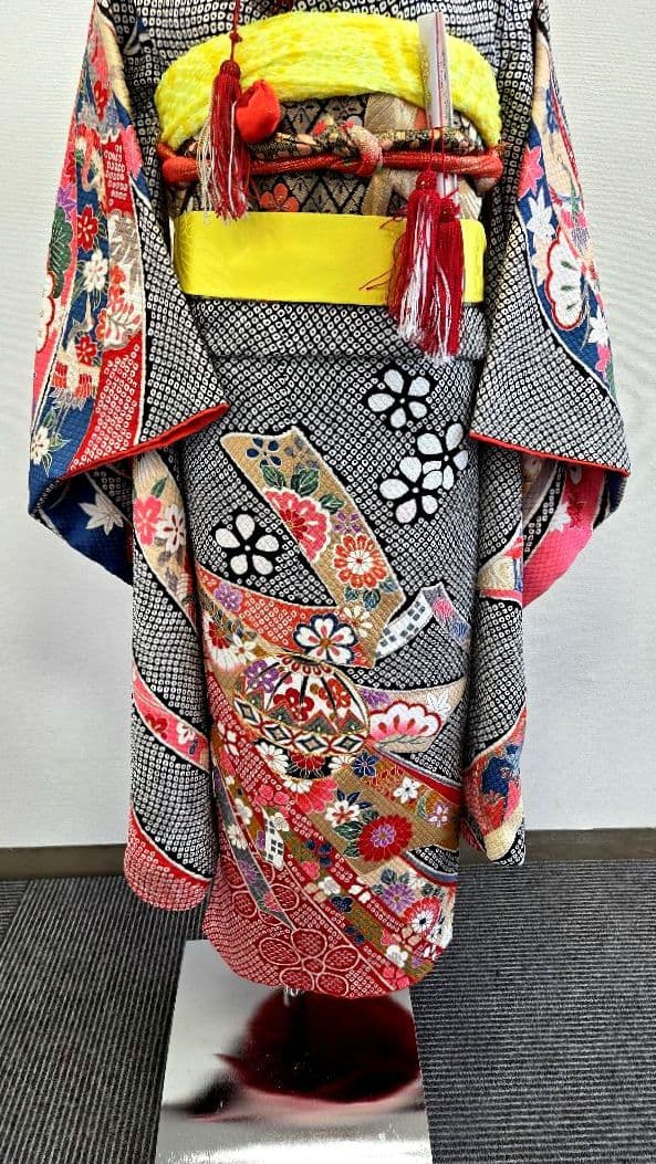 七五三　7歳　120cm　黒　しぼり柄　ポリエステル　髪飾り