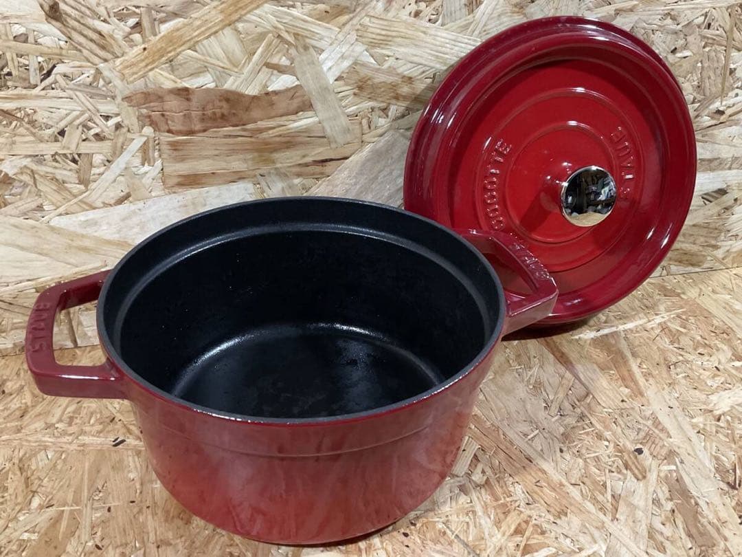 STAUB ストウブ ココット ラウンド 20cm チェリーレッド フランス製