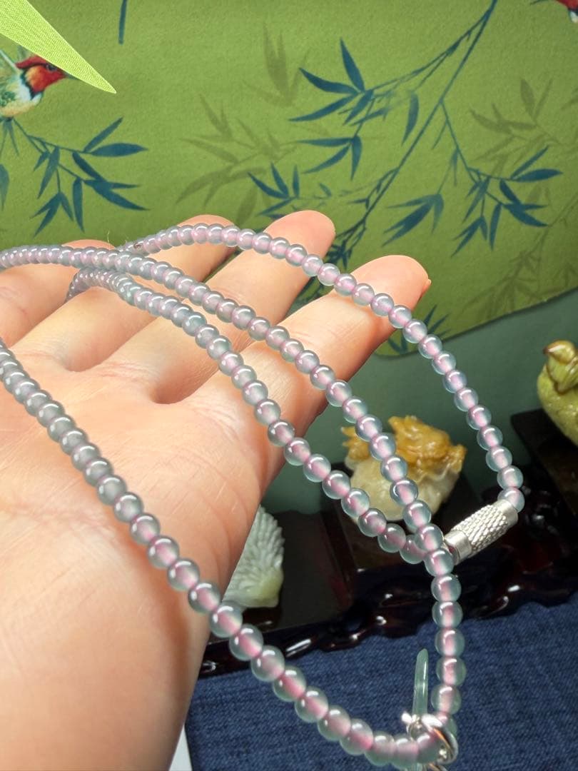 高品質❣️天然本翡翠 高氷種氷藍水ふんわり蝶々＆小粒ビーズネックレス　鑑定書付き