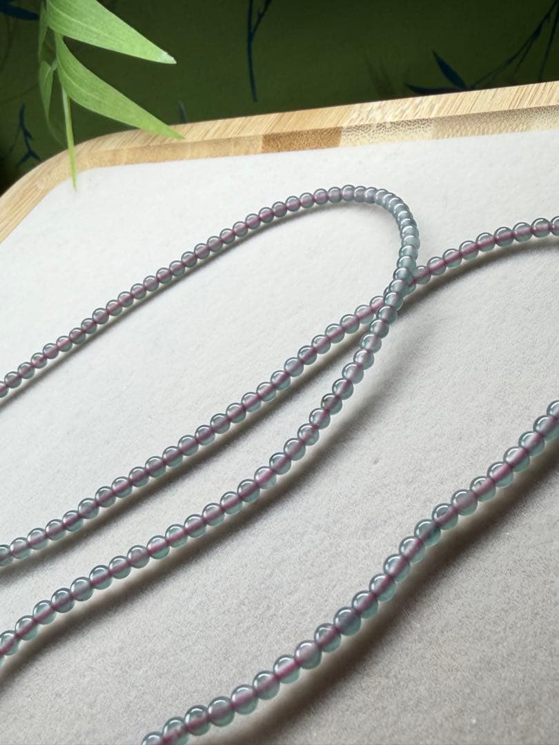 高品質❣️天然本翡翠 高氷種氷藍水ふんわり蝶々＆小粒ビーズネックレス　鑑定書付き