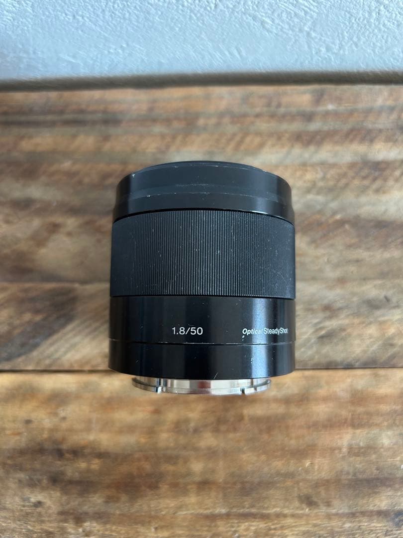 Sony E 50mm F1.8 Eマウントレンズ