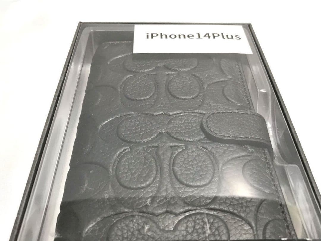 新品コーチ iPhone アイフォン 14 Plus エンボス R22C052K