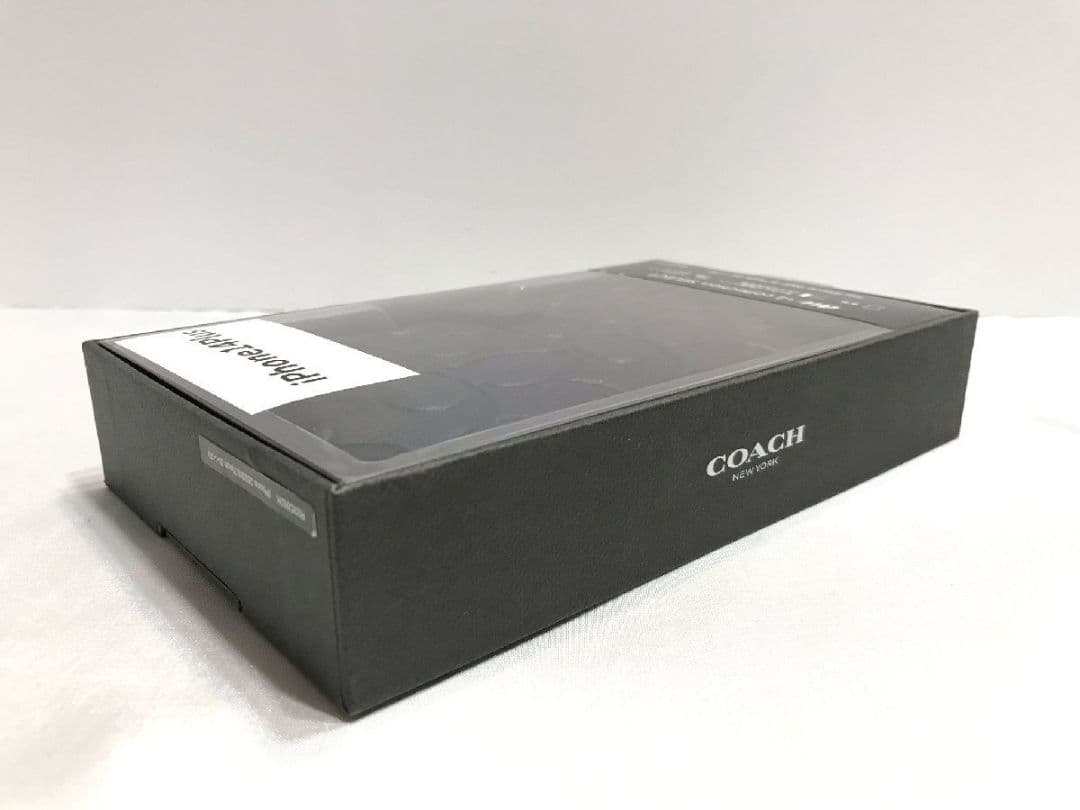 新品コーチ iPhone アイフォン 14 Plus エンボス R22C052K