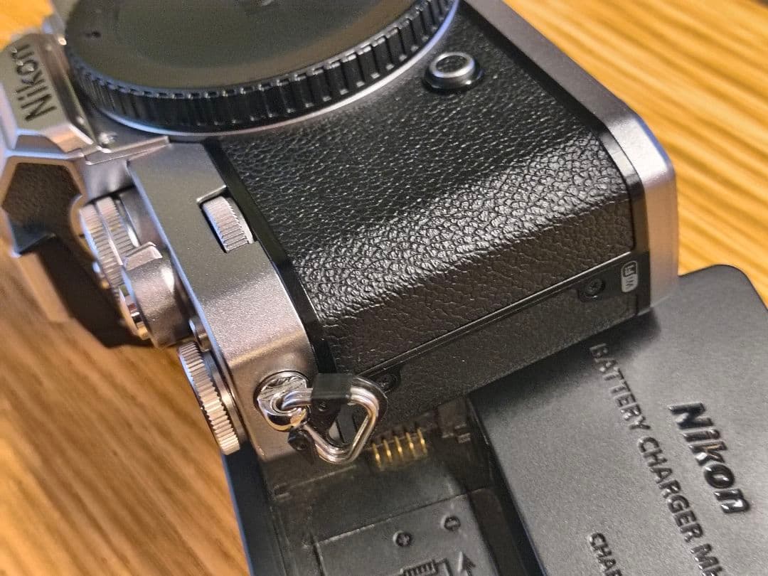 Nikon zfc　本体　美品　ショット数約4900