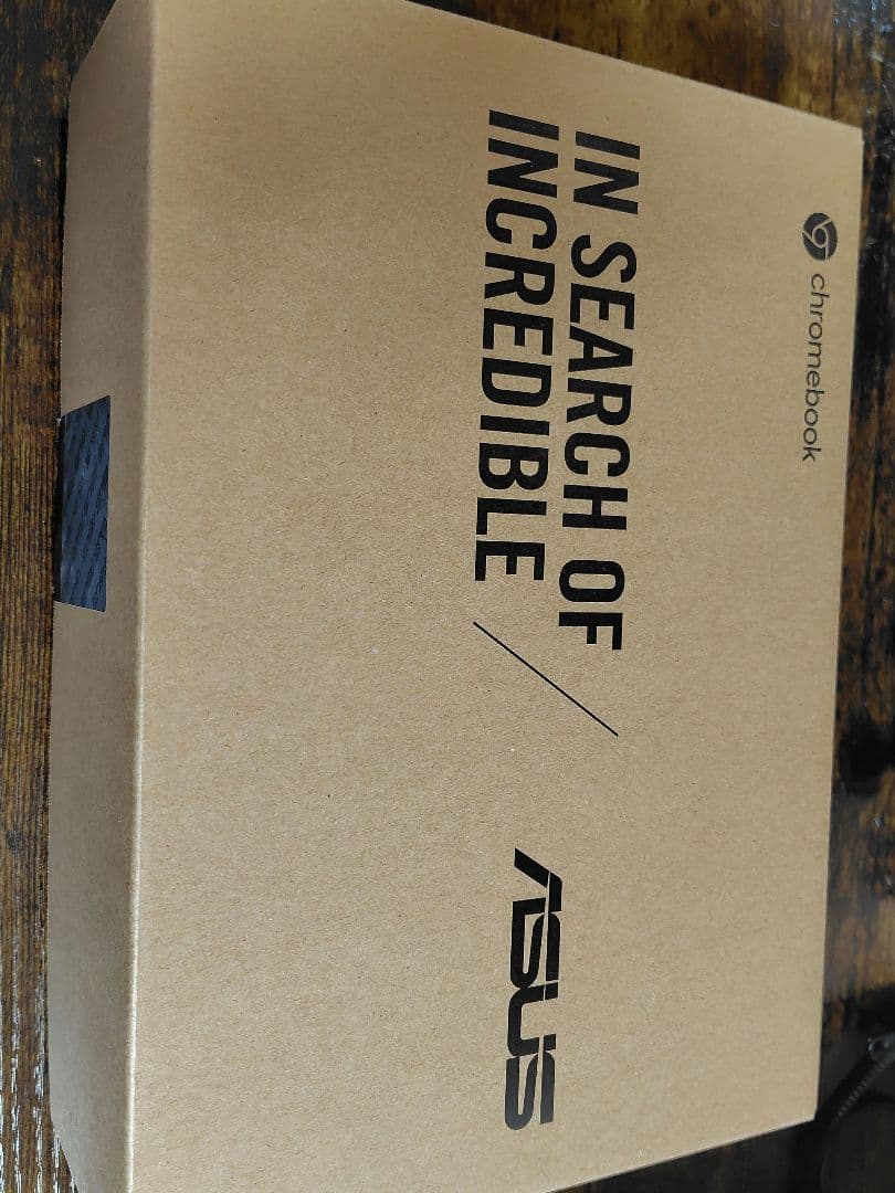 Chromebook本体 ASUS Chromebook