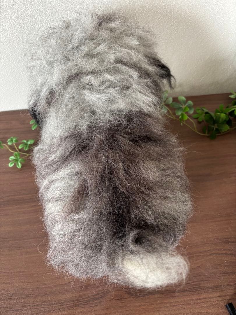 羊毛フェルト ペキニーズ