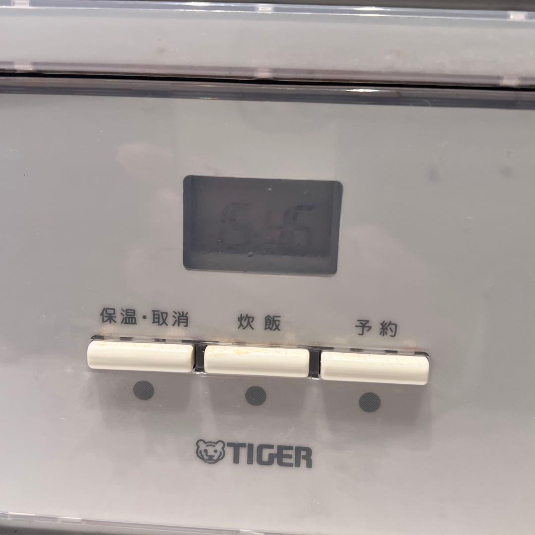 【Tiger/タイガー】生活家電　炊飯器　ホワイト　キッチン