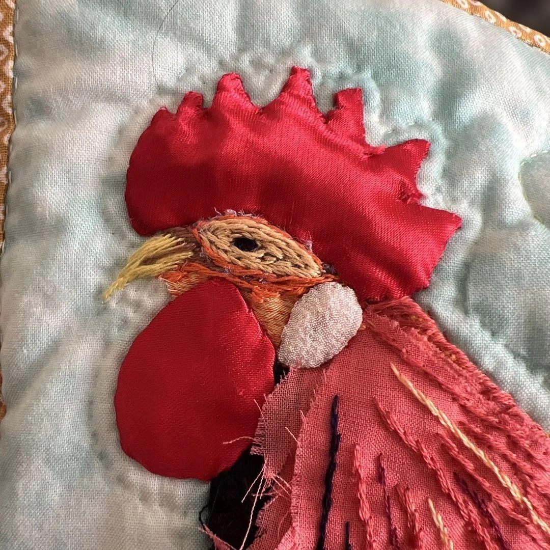 【1点物】ハンドメイド パッチワークキルト 尾長鶏と梅のタペストリー