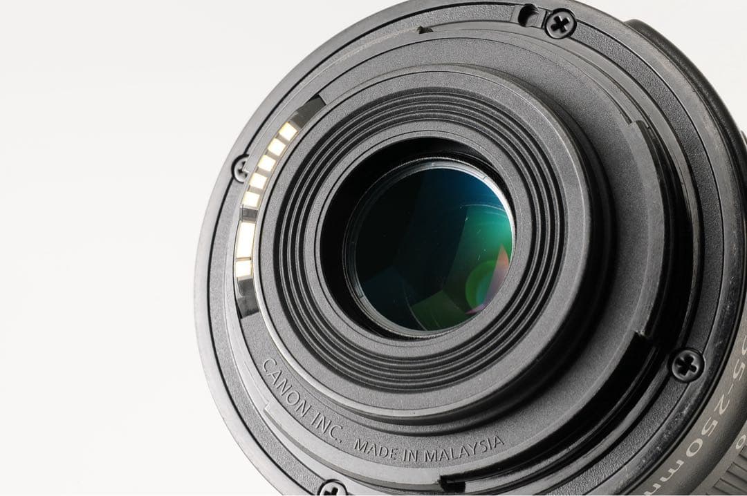 【ほぼ新品】 Canon EF-S 55-250mm f4-5.6 IS STM
