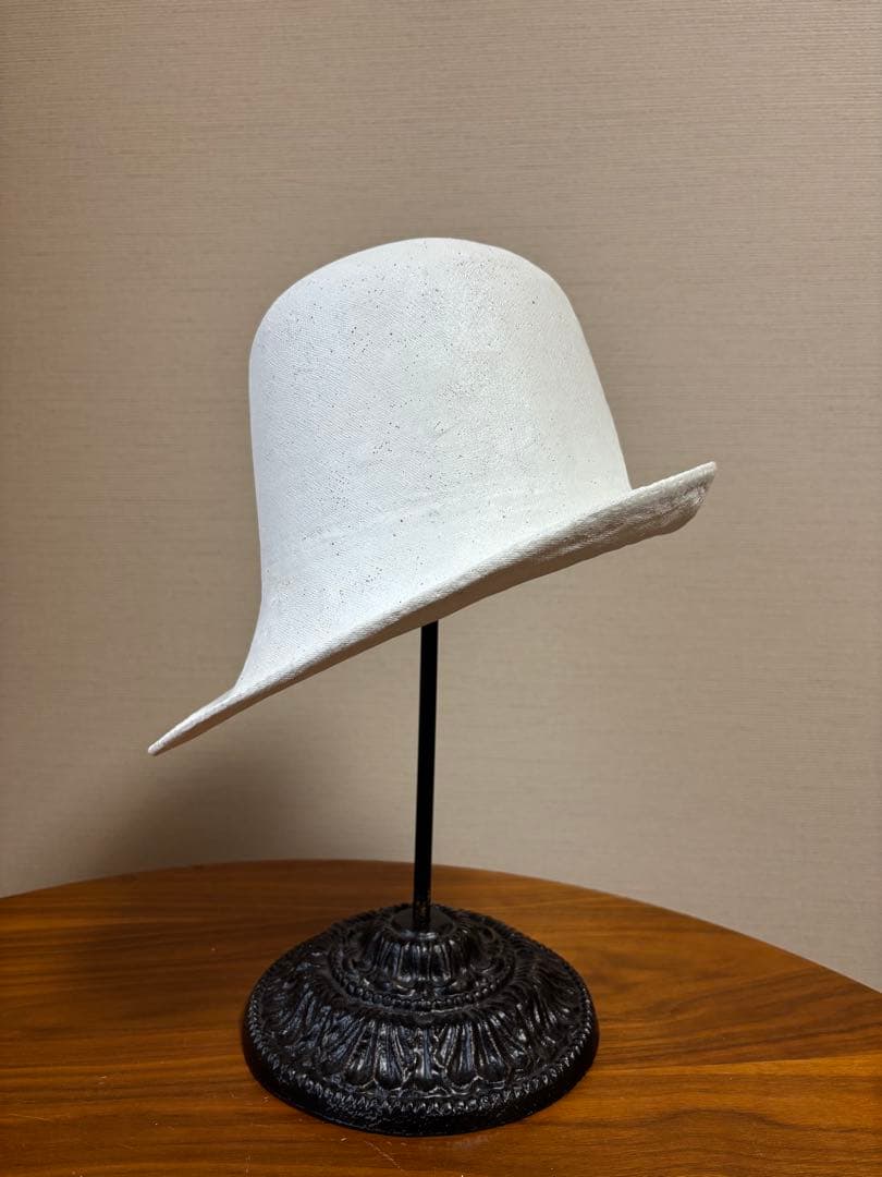 帽子木型ーチップD 1960年代ファッション　HS57.5cm アンシンメトリー