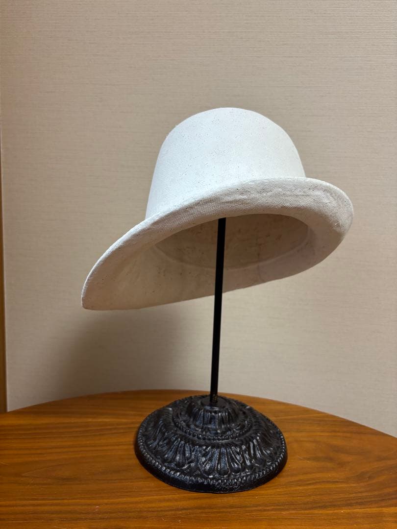 帽子木型ーチップD 1960年代ファッション　HS57.5cm アンシンメトリー