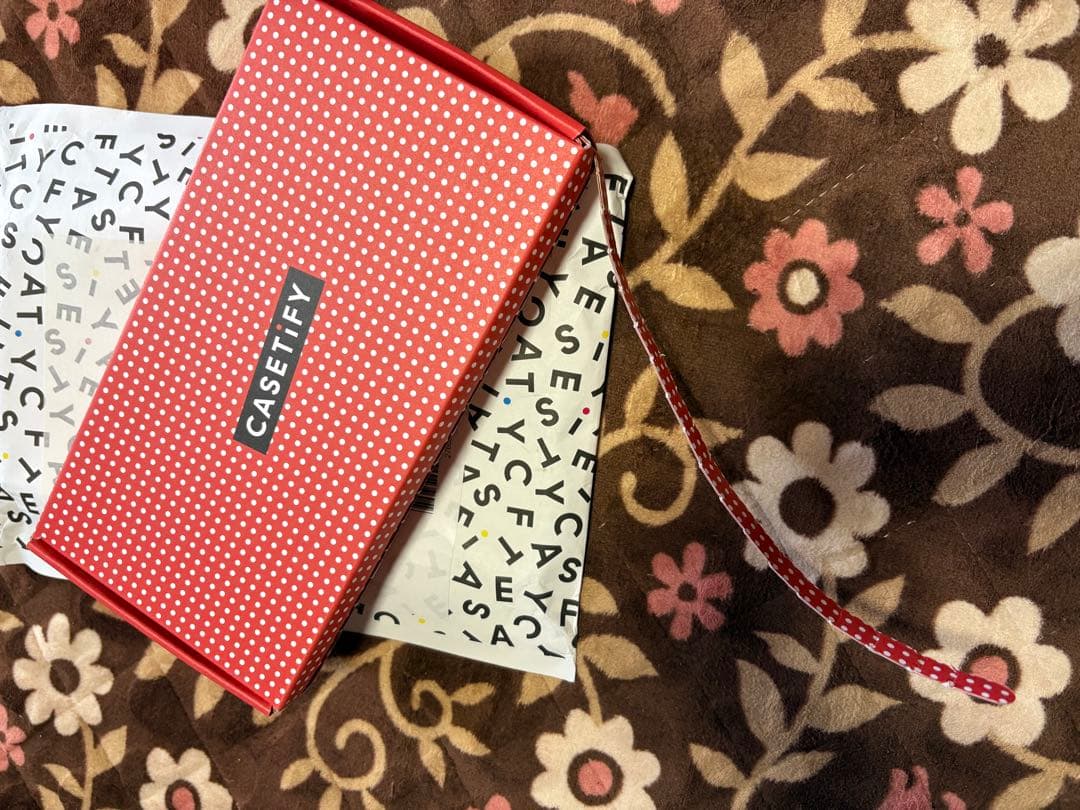 ☆いいさん専用☆casetify iPhone16 70's レトロ柄ケース