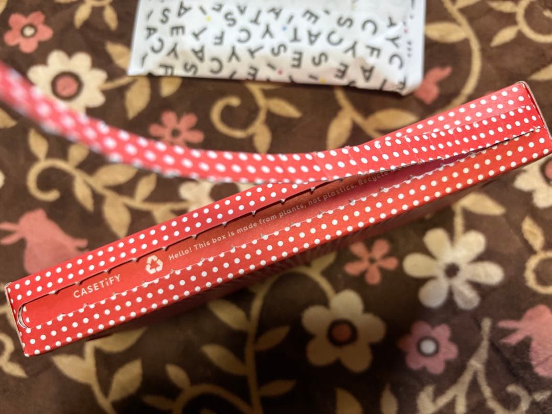 ☆いいさん専用☆casetify iPhone16 70's レトロ柄ケース