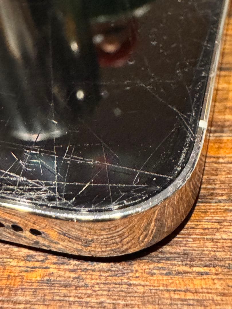 アキラ iPhone 14 Pro Max 512GB