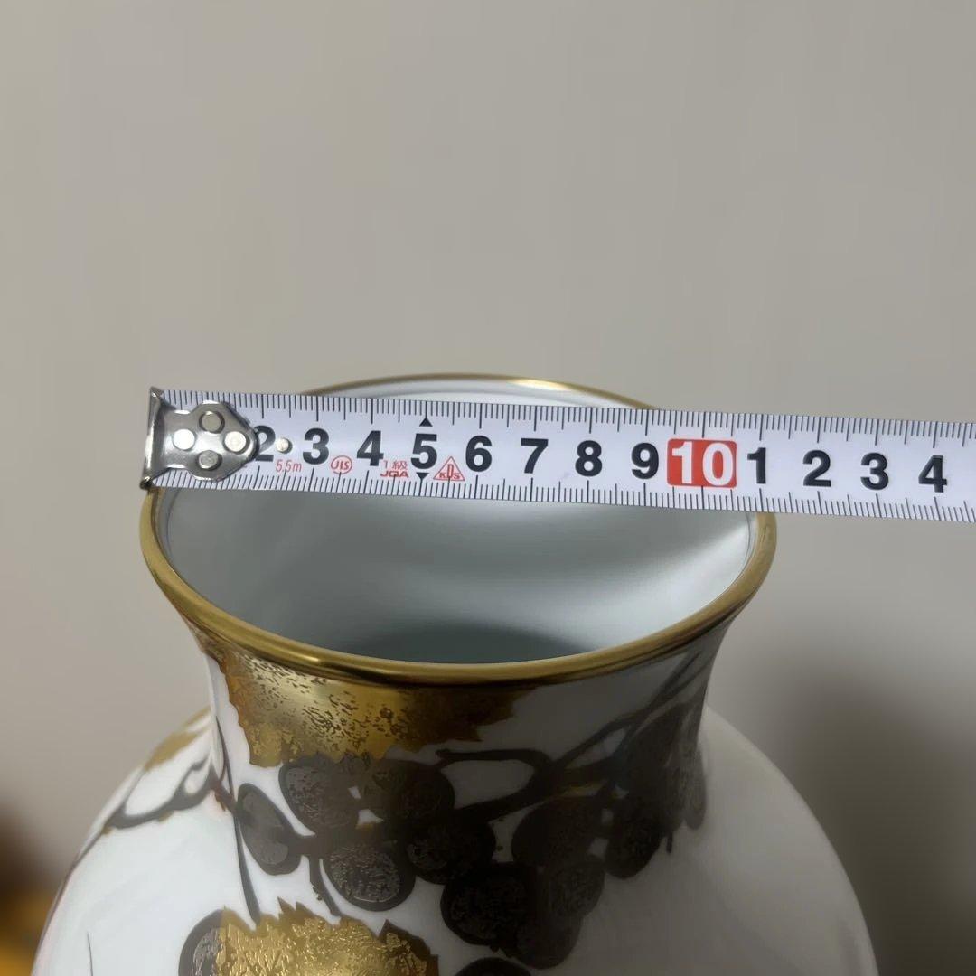 宮内庁御用達　大倉陶園　金蝕葡萄　花瓶36cm
