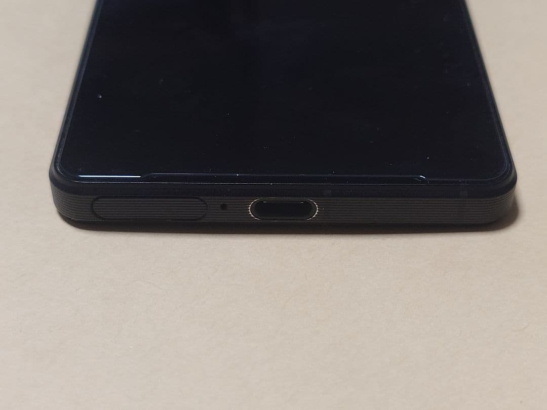 Xperia 1 V SO-51D ブラック docomo版 保護フィルム付