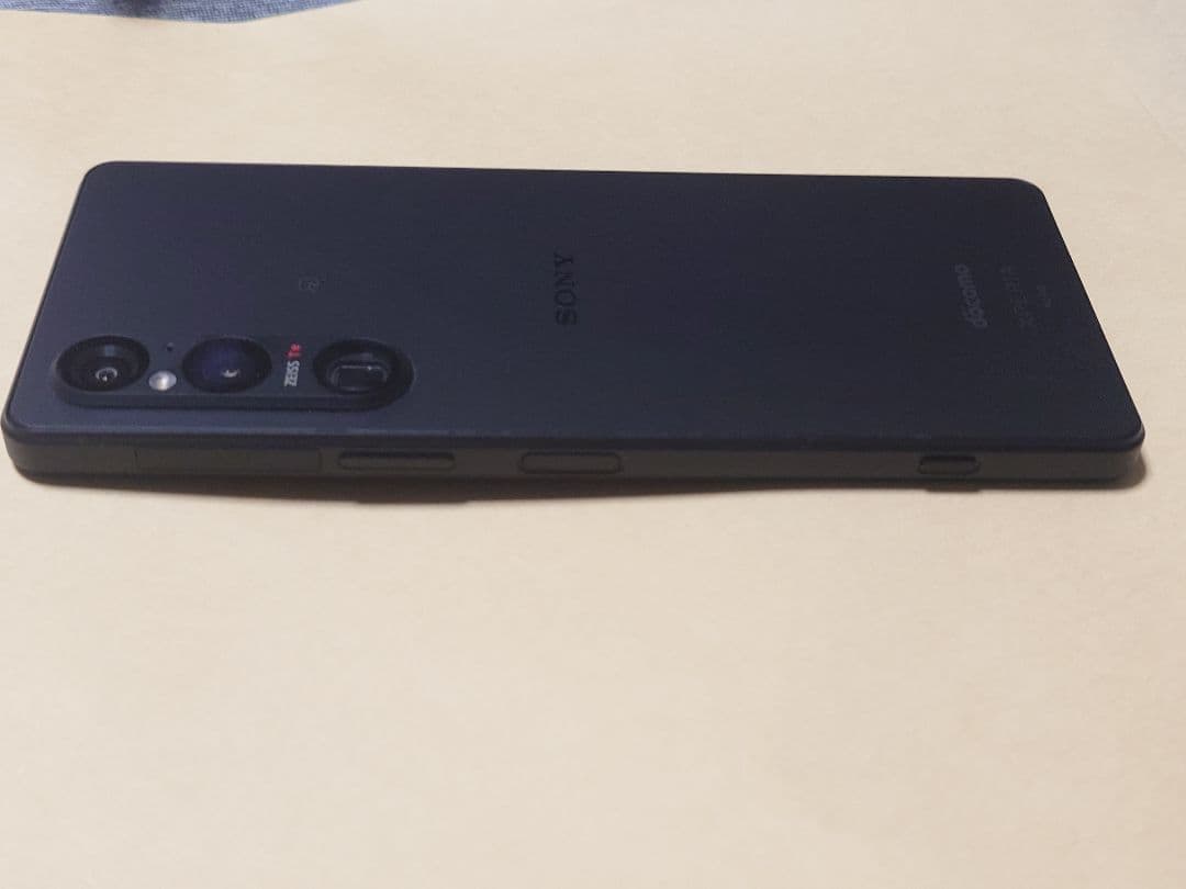 Xperia 1 V SO-51D ブラック docomo版 保護フィルム付