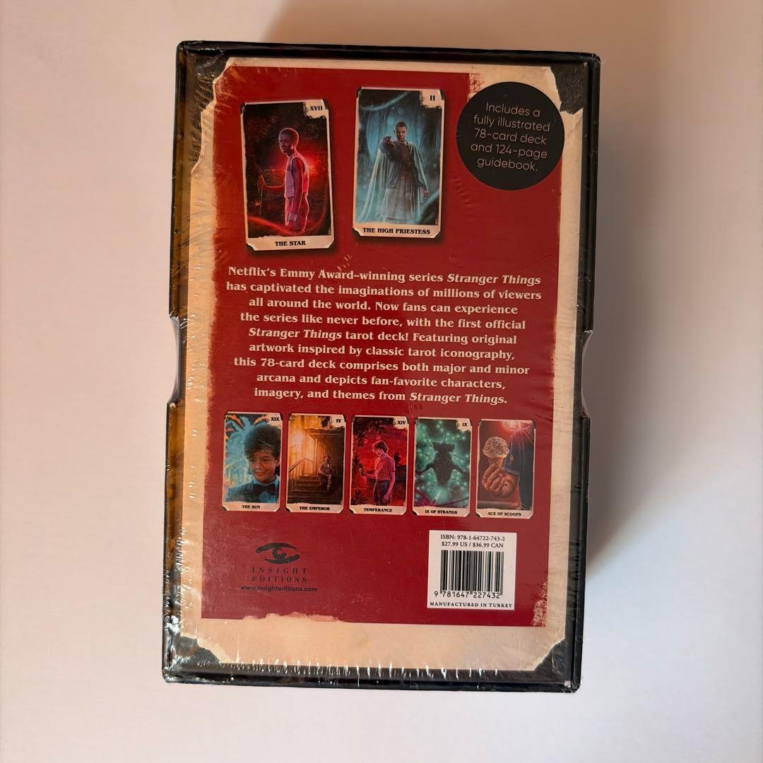 【新品】ストレンジャーシングス タロットカード STRANGER THINGS