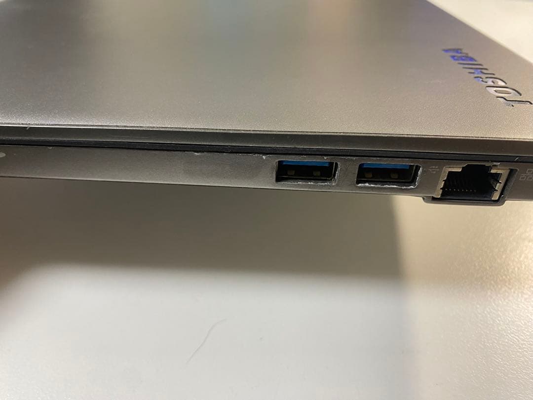 dynabook R63 ノートパソコン