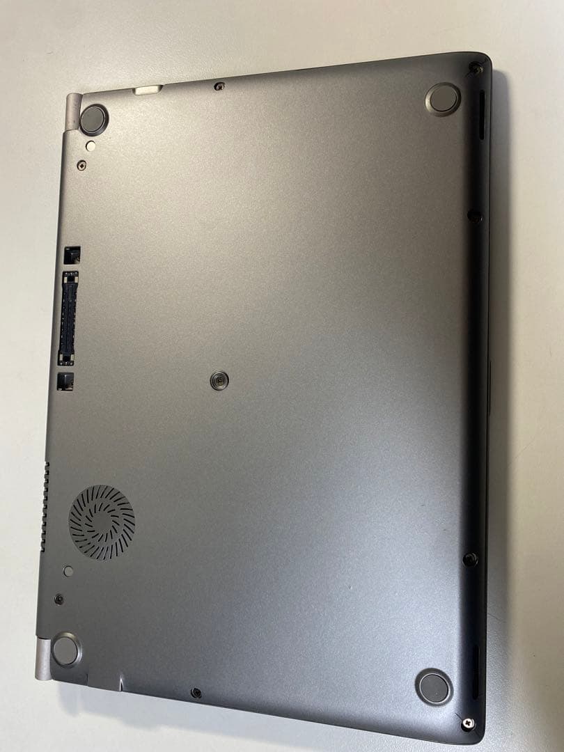 dynabook R63 ノートパソコン