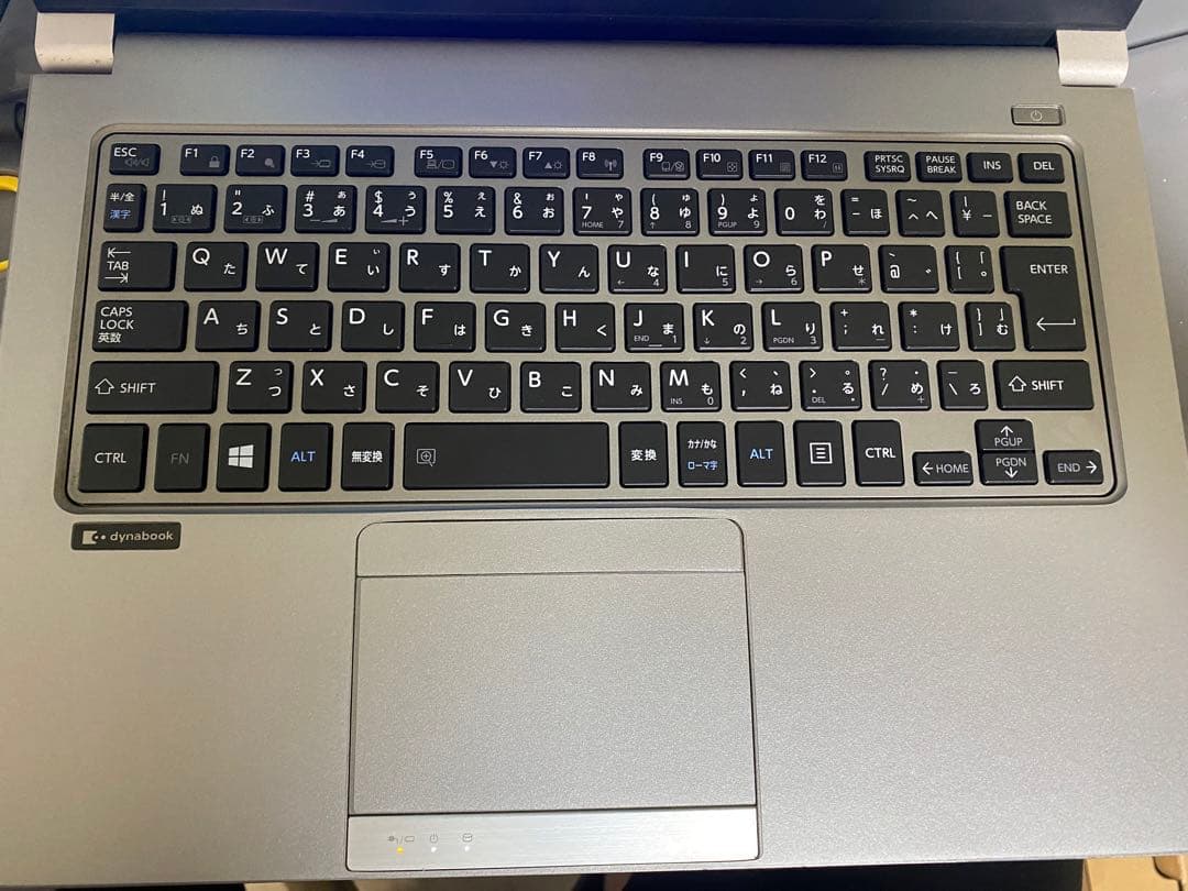 dynabook R63 ノートパソコン