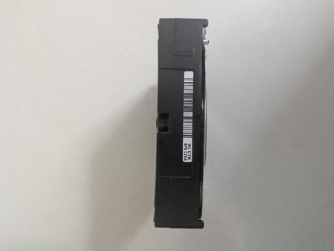WD Blue 4TB 内蔵型HDD WD40EZRZ 使用16時間 3.5