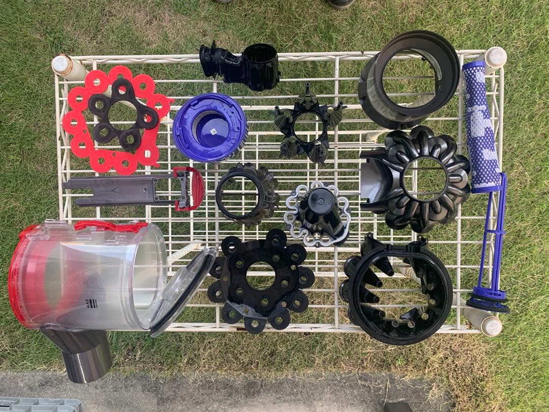 【完全分解洗浄品】ダイソン SV10K マキタ18Vバッテリー仕様 ノズル3個付