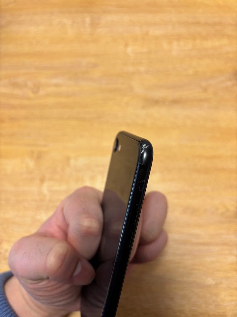 【iPhoneSE 第2世代 128GB ブラック SIMフリー】箱・ケーブル付