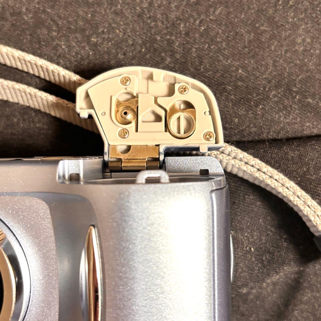 【動作問題なし】Nikon COOLPIX2100 単三電池