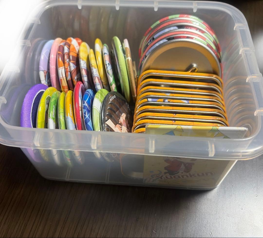 カラフルピーチ　からぴち　缶バッジ　まとめ売り