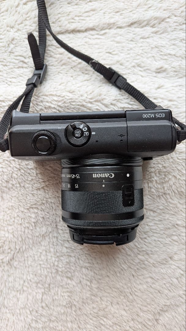 Canon EOS M200 ミラーレスカメラ