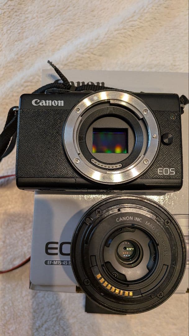 Canon EOS M200 ミラーレスカメラ