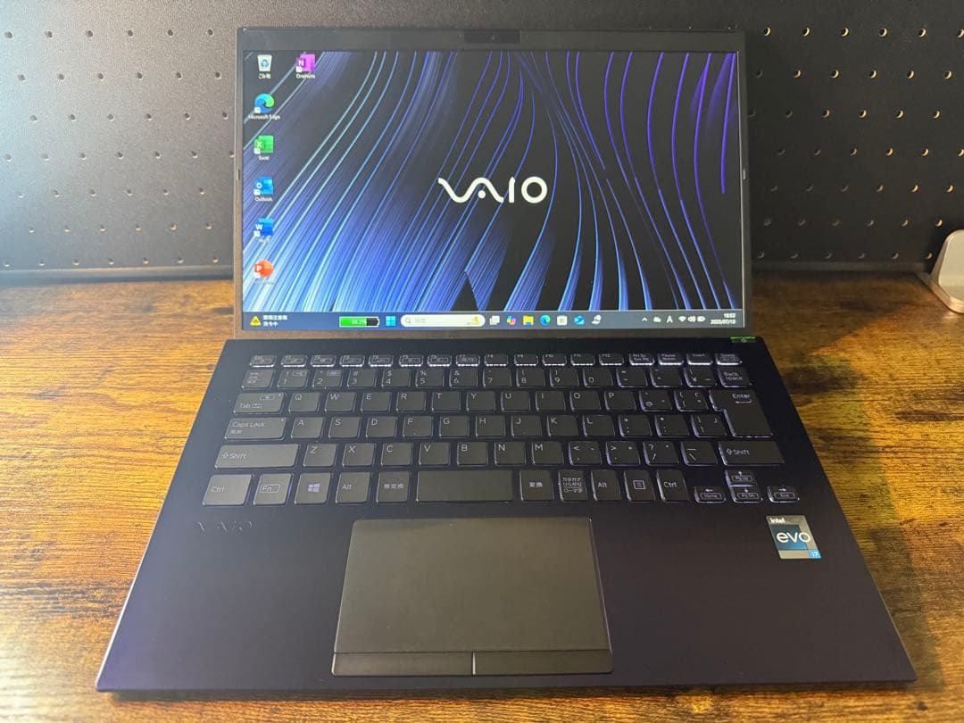 セール‼️ VAIO SX14 VJS146 勝色 13世 i7 evo 16G