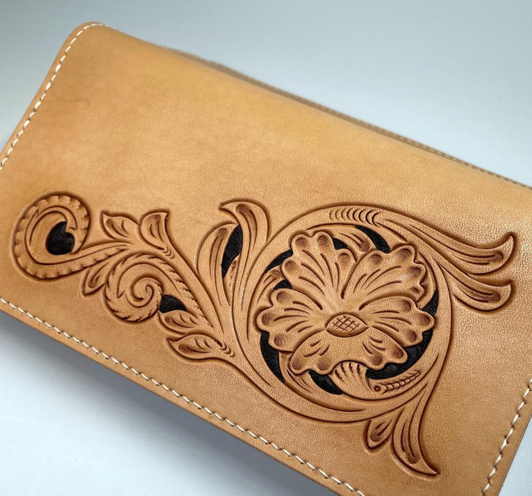 レザーカービングウォレット