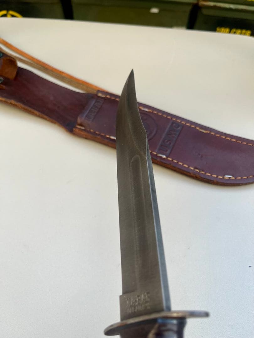 米軍実物 美品 コンバットナイフ KA-BAR USMC レザーシース付