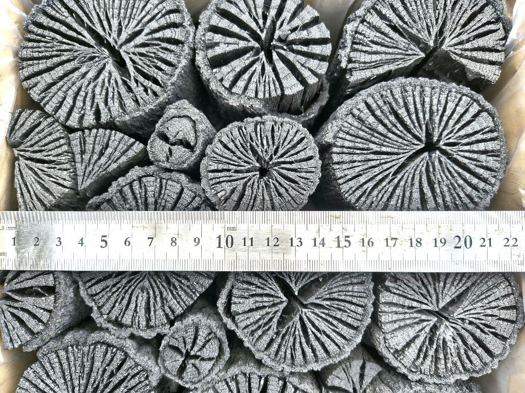 ゆうぞう【 伊予の切炭 】約6kg 菊炭 黒炭 太め×2箱