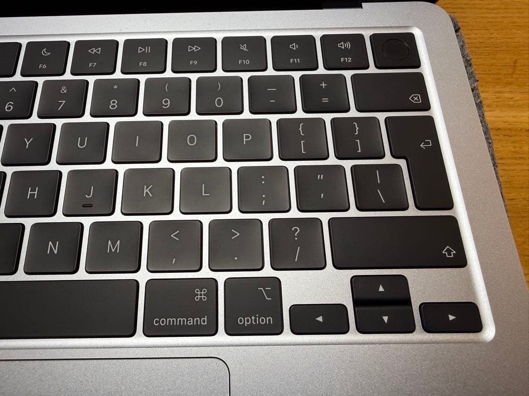 UK配列キーボード　MacBook Air M4 スカイブルー