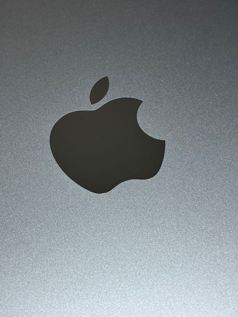 【超美品】MacBook Air M3 16GB 512GB（シルバー）