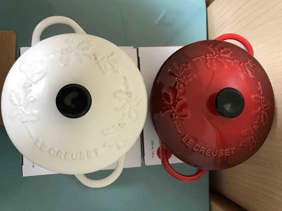 ル・クルーゼ　ホーリーレリーフ　ミニラウンドココット　チェリー&コットン　未使用