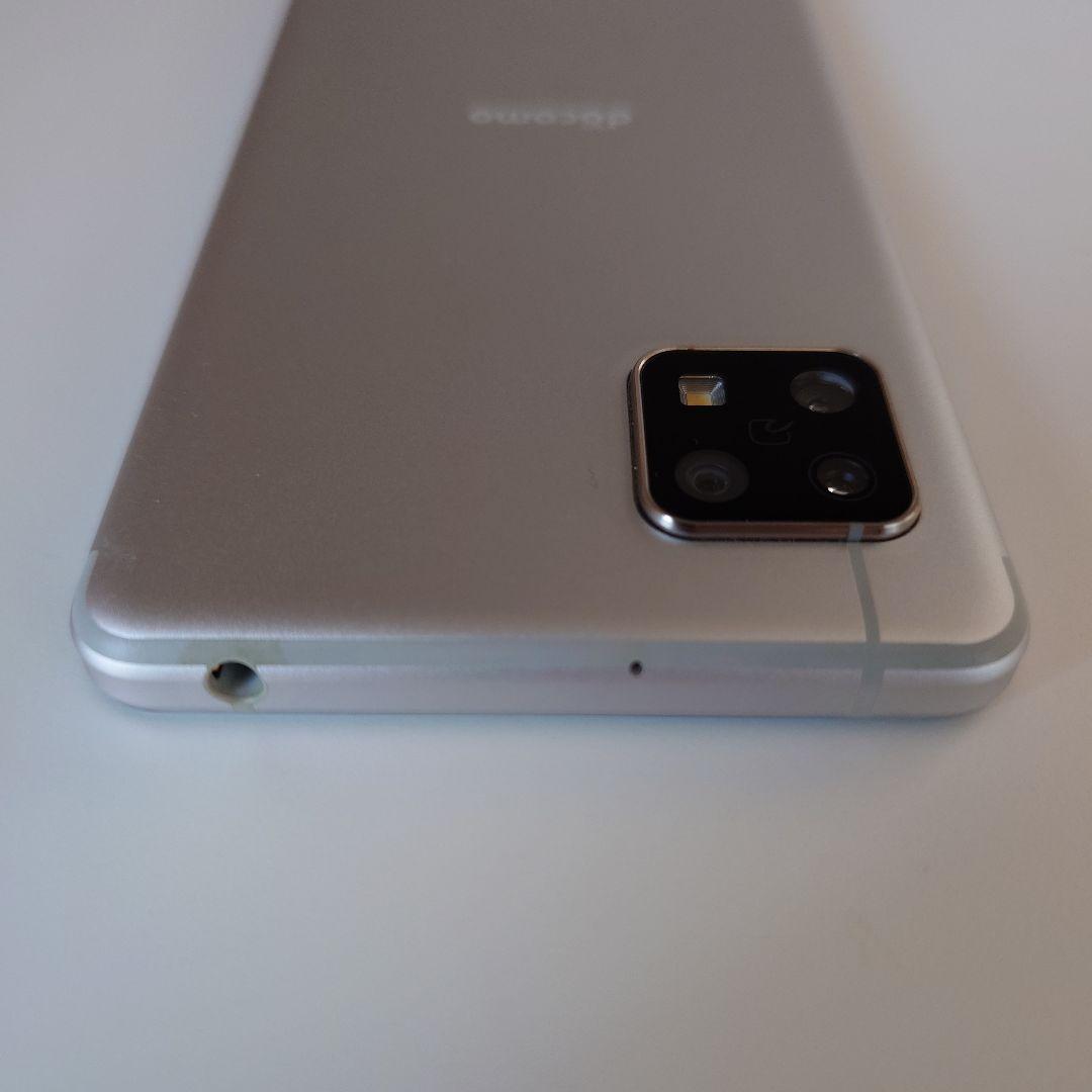 AQUOS sense4 (SH-41A) シルバー スマホ 本体
